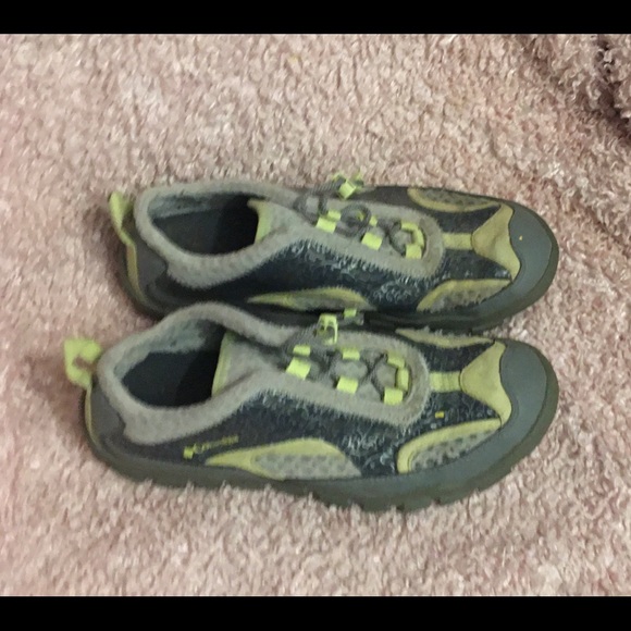 Columbia grey & yellow Ladies 10 - athletic/sport - Picture 2 of 4